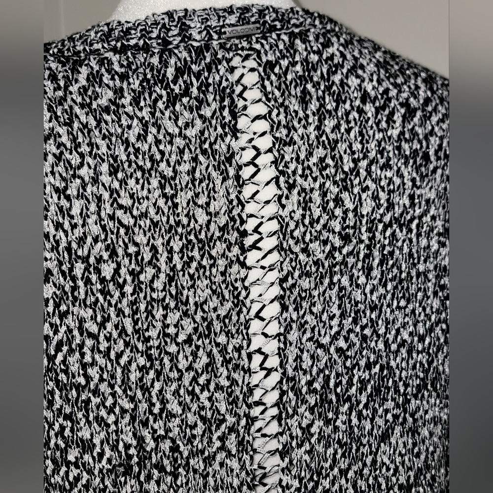 Volcom "Keepin Cozy Sweater" Black/Silver Open Weave Back Women's Size Small - Picture 10 of 12